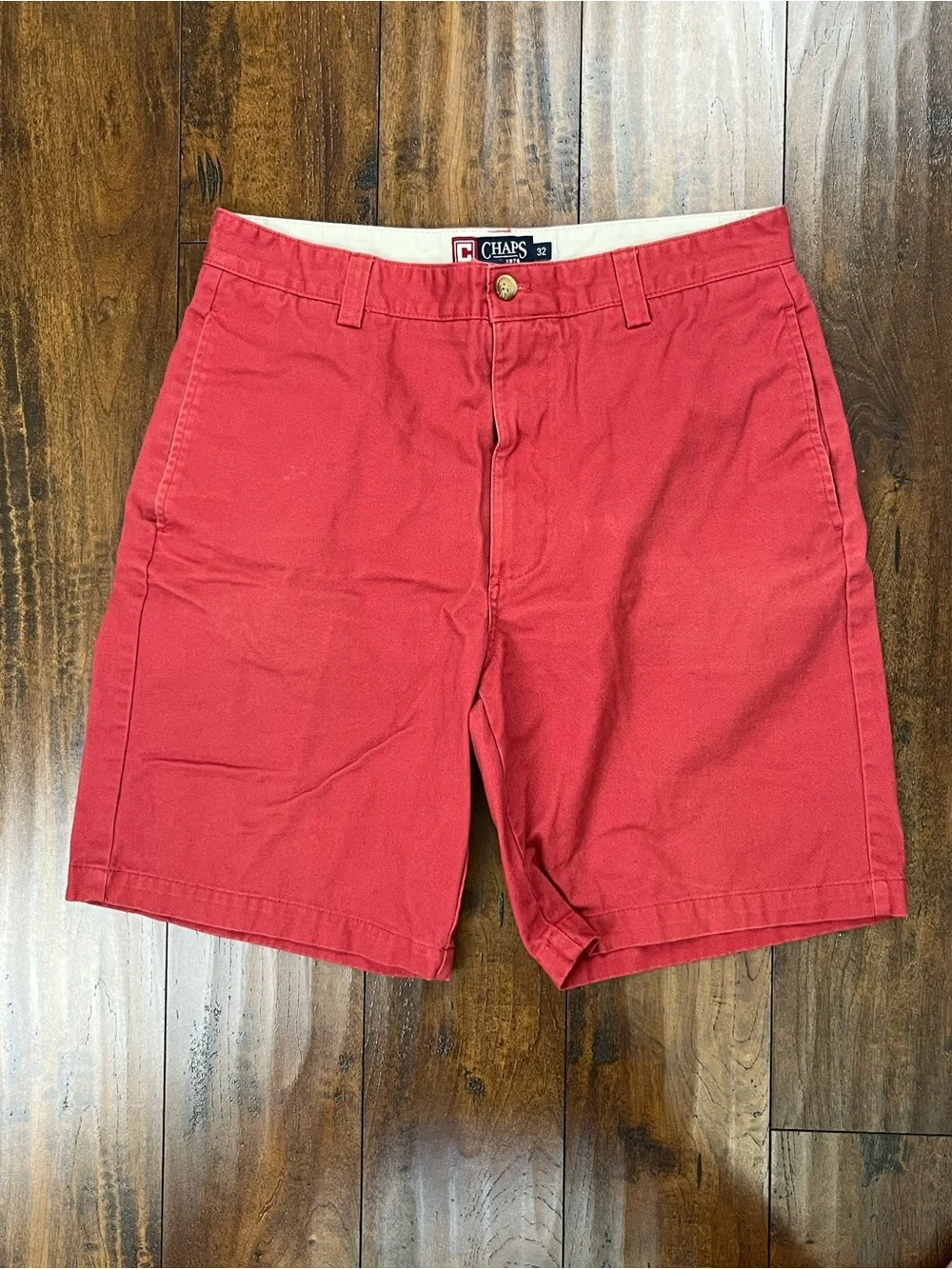 CHAPS Men’s Shorts Flat Front Chino Coral Pink 100% Cotton EUC Size 32